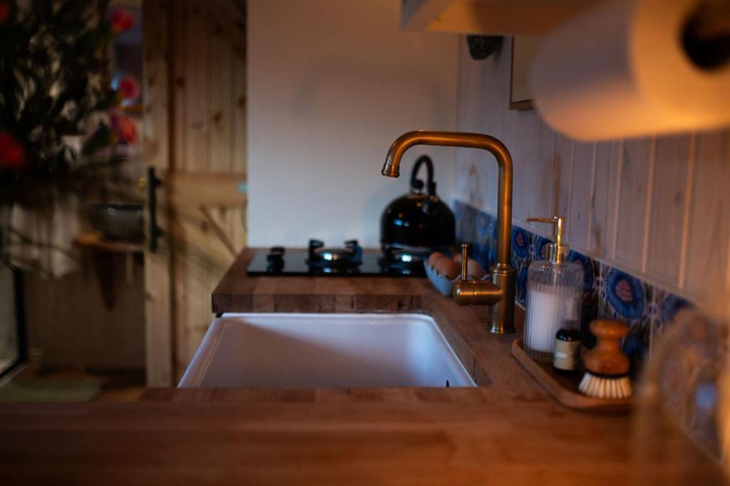 Luxury tent Hut At Slieve Croob Glamping *