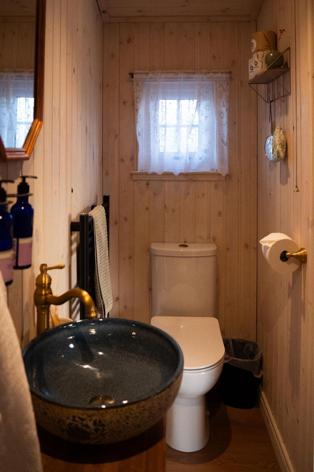 Hut At Slieve Croob Glamping Luxury tent Ballyward